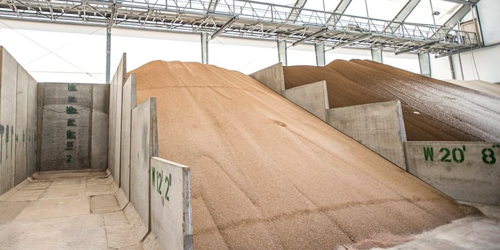 How to Prevent Corrosion in Port Storage Buildings