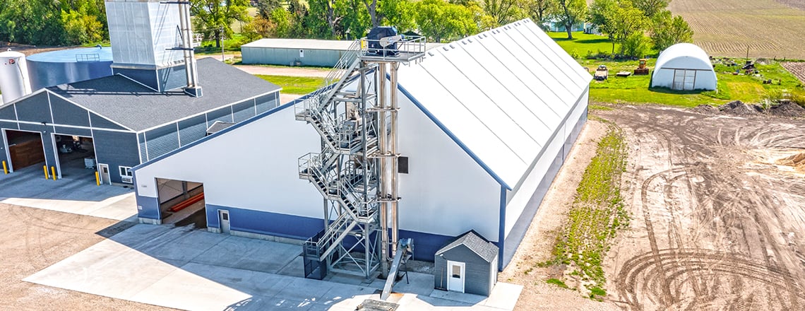 Hull Coop fertilizer storage building