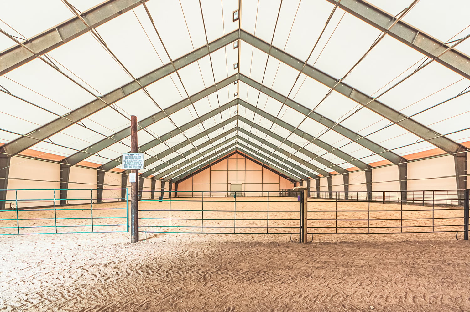 Top Features of Horse Barns with Indoor Arenas Explained